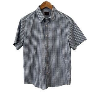 UNTUCKit Short Slim Fit Wrinkle Free Button Down Medium Blue Check